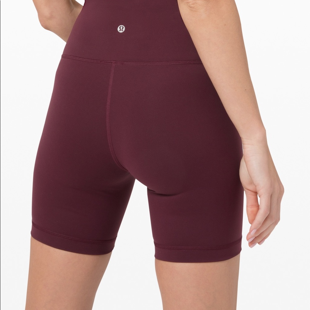 Lululemon 6” short